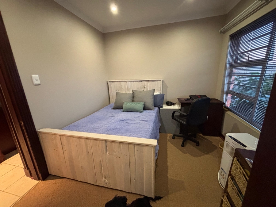 To Let 2 Bedroom Property for Rent in Pentagon Park Free State
